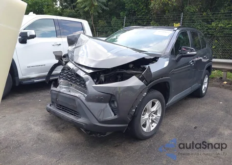 2021 Toyota Rav4 Xle from USA, damaged, VIN 2T3W1RFV1MW107168